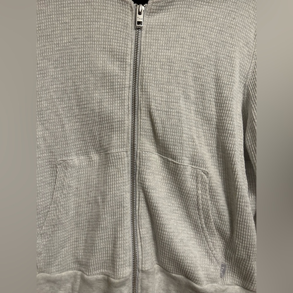 TNA Waffle Zip Hoodie in Heather Chrome (Zip-Up Thermal Hoodie) - Aritzia - Picture 6 of 11